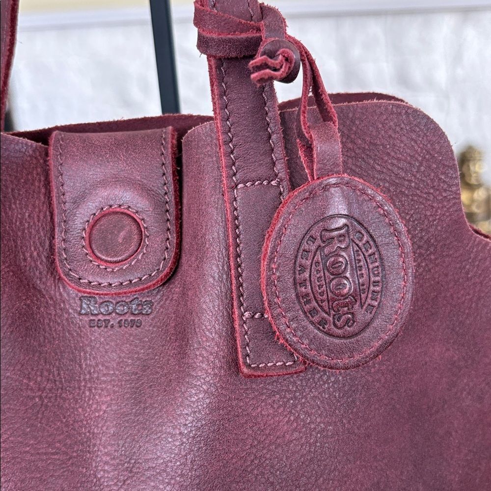 Roots Soft Leather Tote | Burgundy | Dual Handles + Crossbody Strap - Picture 11 of 16